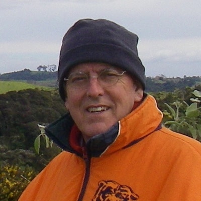portrait photo of Andrew Crowe